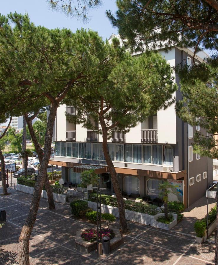 מיסאנו אדריאטיקו Hotel Norma מראה חיצוני תמונה