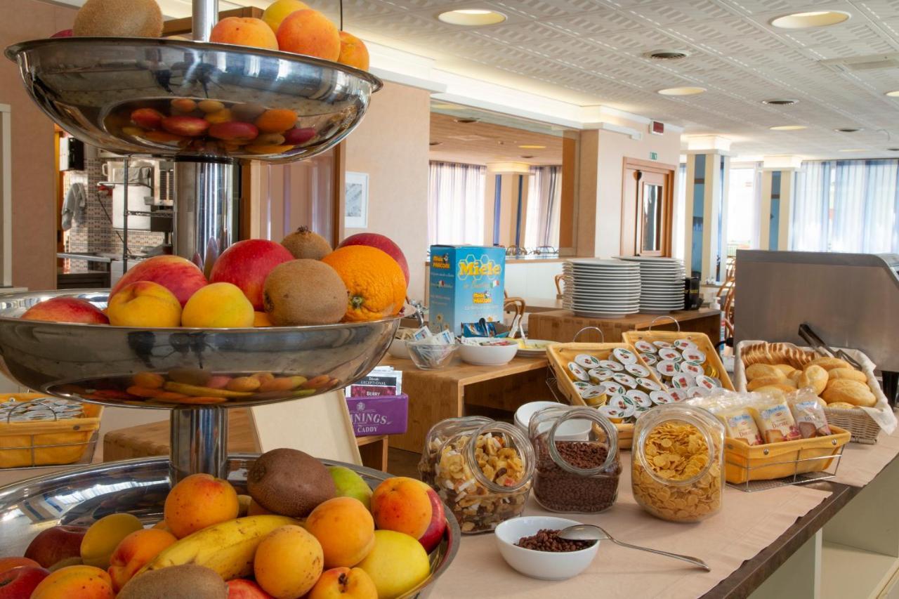 מיסאנו אדריאטיקו Hotel Norma מראה חיצוני תמונה